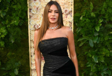 Photo of Sofía Vergara’s Playful Moment at the 2025 Golden Globes